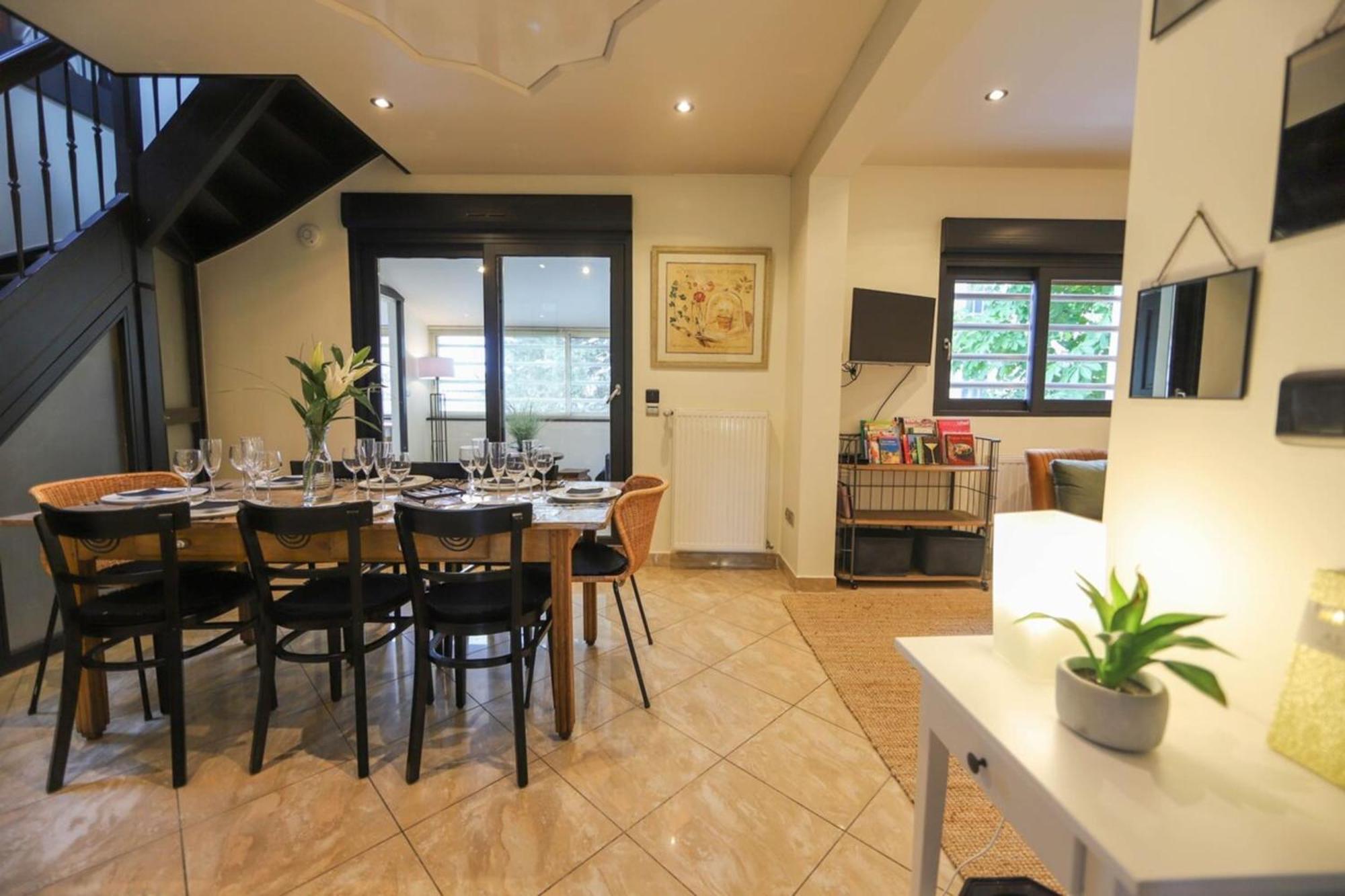 Chez Maminou - 8 Couchages Parking Proche Centre Apartment Annecy Exterior foto