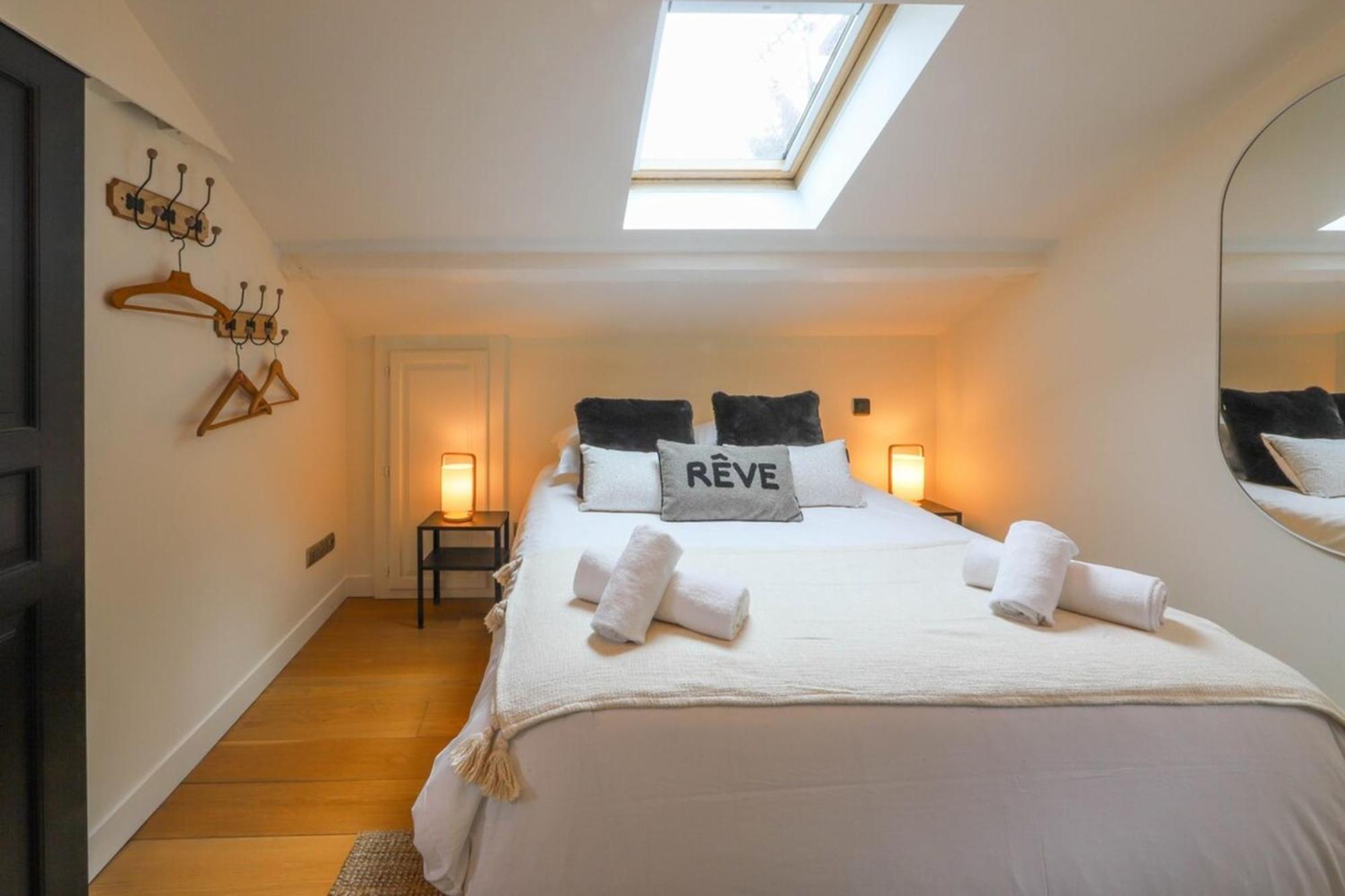 Chez Maminou - 8 Couchages Parking Proche Centre Apartment Annecy Exterior foto